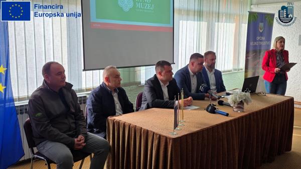 foto/Početna konferencija foto 8